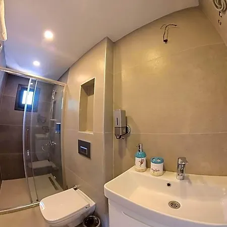 Derin Bodrum ホテル 2*