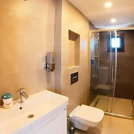 Derin Bodrum 2* グムベット